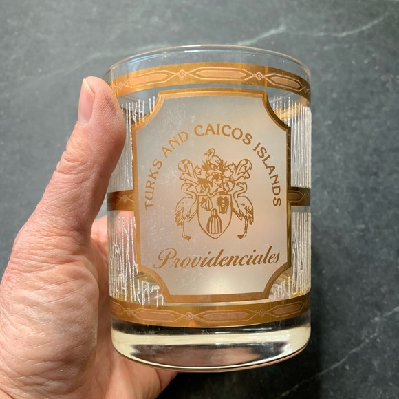 CULVER GLASS COMPANY | Set of 4 | Turks & Caicos Providenciales Whiskey Glasses - Picture 2 of 9